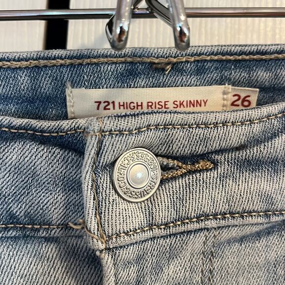 Levi’s 721 High Rise Skinny Distressed Jeans Light Blue 26 - Picture 4 of 6